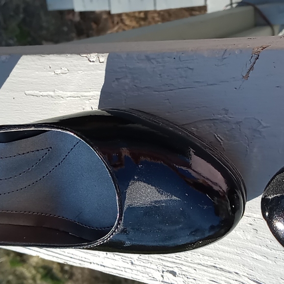 Vegan Patent leather heels - Picture 2 of 6